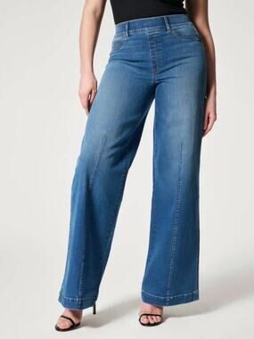 Spanx Seamed Front Wide Leg Pull On Jeans in Size 2X Petite